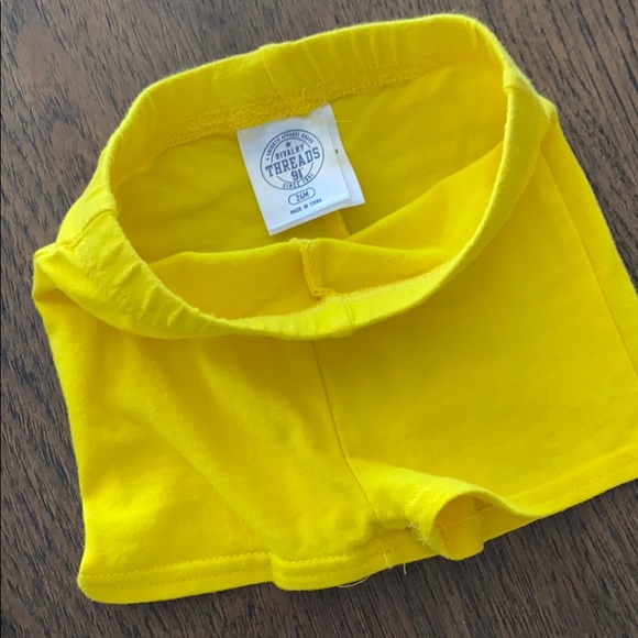 UofM 24m cheerleader outfit - Picture 4 of 4